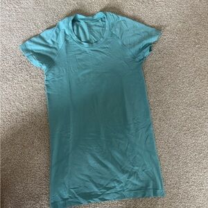 Teal Lululemon Athletic top